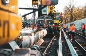 Odzież robocza męska i spodnie robocze ogrodniczki męskie – praktyczne rozwiązania dla wymagających pracowników odzież robocza