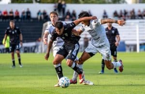 Formacje piłkarskie – czym się różni 4-4-2 od 3-5-2?